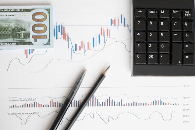 understanding-market-sentiment-in-forex-and-crypto-trading